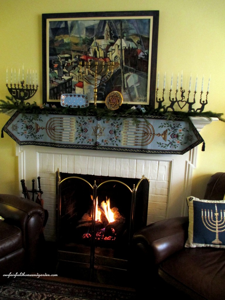 Chanukah decorating https://lolajack-global.jp.net/its-beginning-to-look-a-lot-like-chanukah/