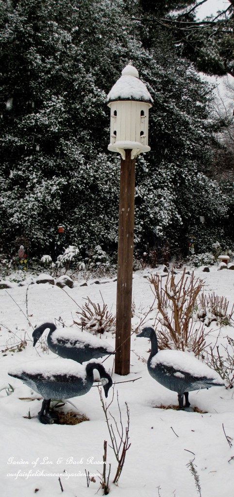 Post Birdhouse & Dad's goose decoys https://lolajack-global.jp.net/winter-wonderland-it-finally-snowed/