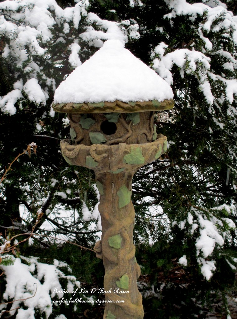 Concrete Birdhouse with a snow-covered roof https://lolajack-global.jp.net/winter-wonderland-it-finally-snowed/