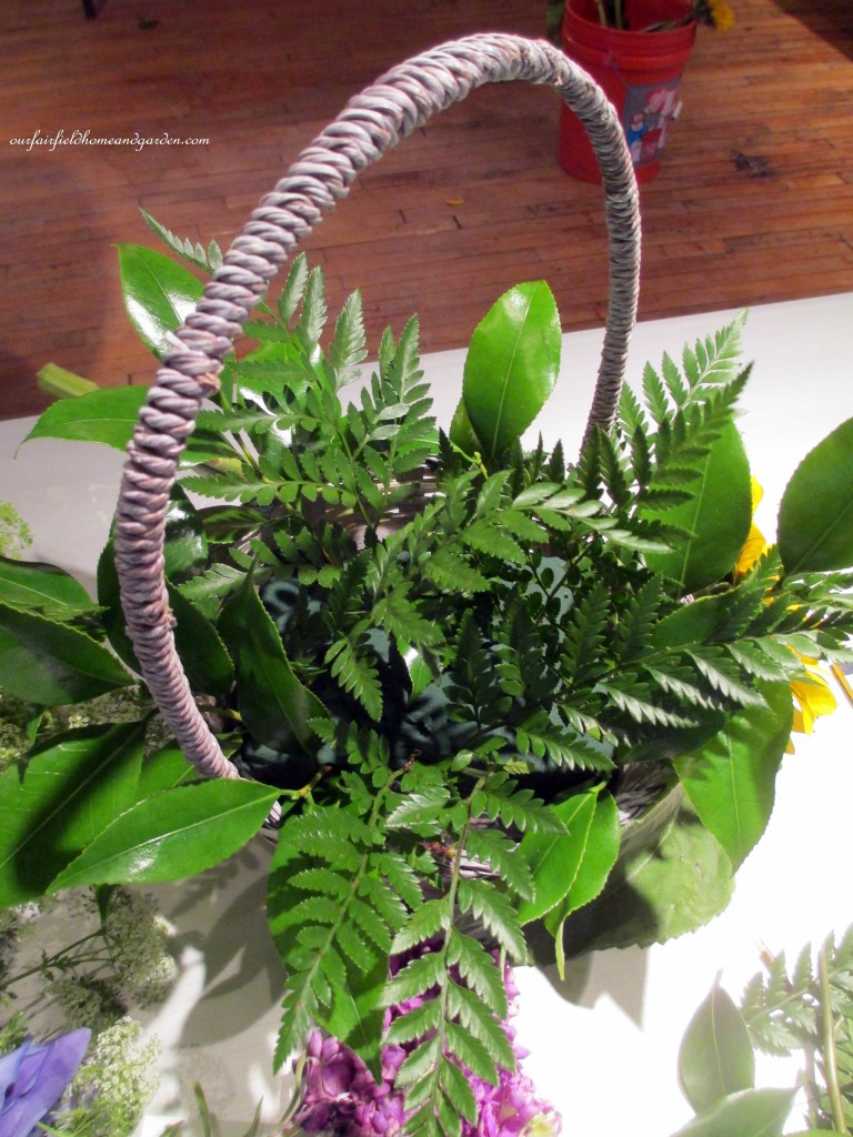 Greens go in first! https://lolajack-global.jp.net/diy-project-country-flower-basket/