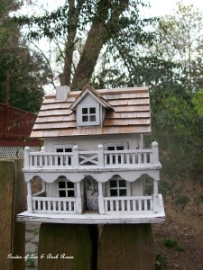 Fancy birdhouse https://lolajack-global.jp.net/its-all-about-the-birds-birdfeeders-birdbaths-and-birdhouses-in-our-garden/