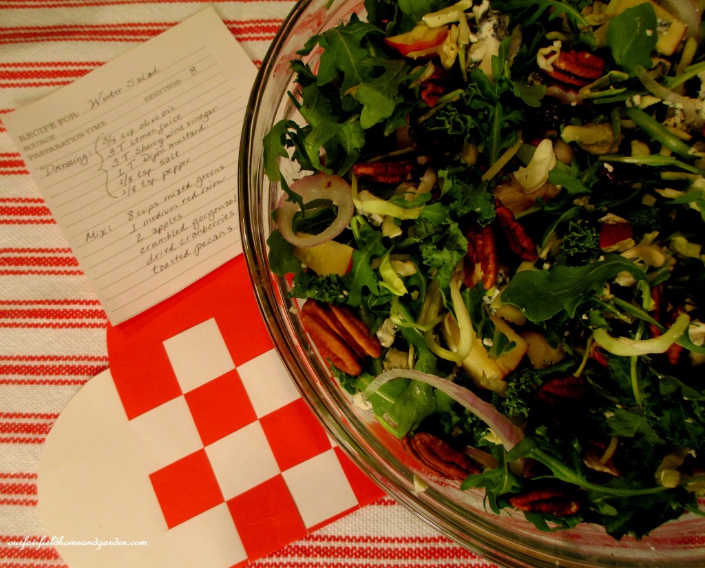 Winter Salad https://lolajack-global.jp.net/valentines-day-recipes-heart-healthy-winter-salad-mini-berry-bundt-cakes/