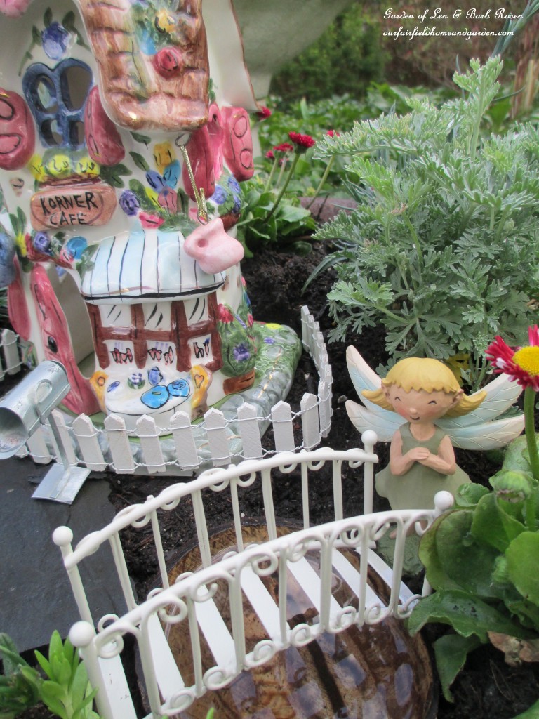 Fire Pit Fairy Garden https://lolajack-global.jp.net/a-fire-pit-fairy-garden-choose-your-favorite/