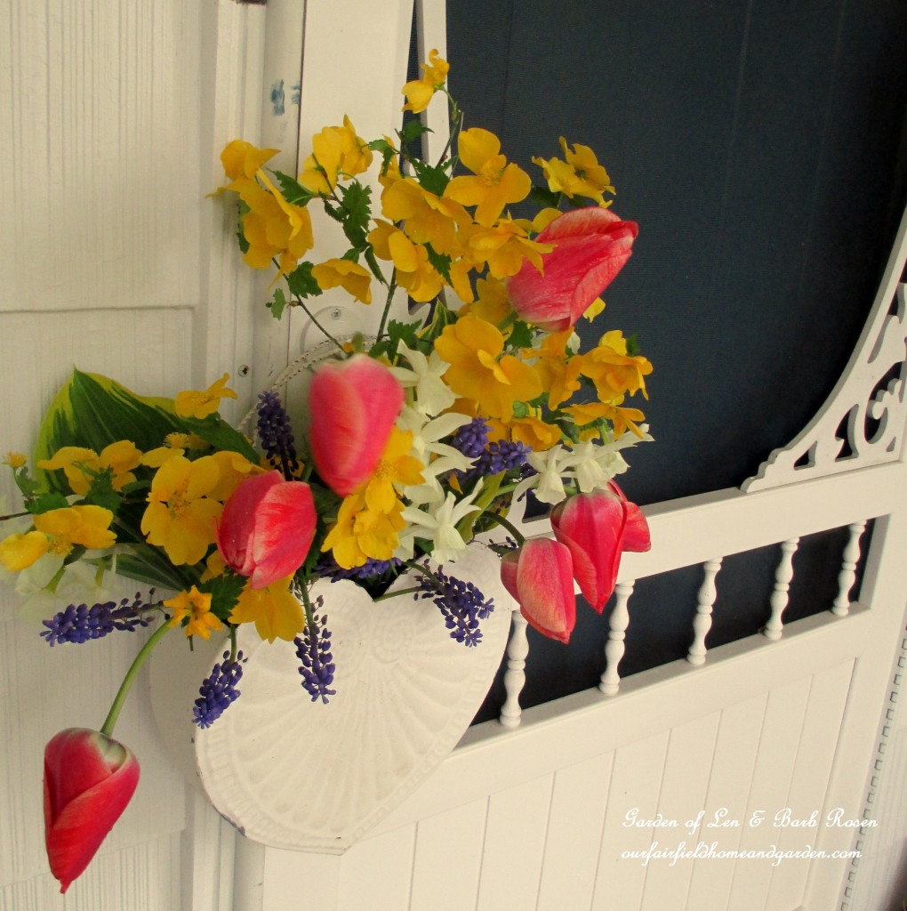 fresh flowers https://lolajack-global.jp.net/fresh-flower-basket-for-may-day-or-mothers-day/
