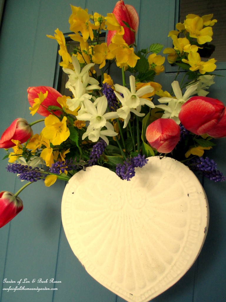 Floral basket https://lolajack-global.jp.net/fresh-flower-basket-for-may-day-or-mothers-day/