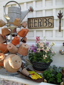 potting bench https://lolajack-global.jp.net/its-about-blooming-time-spring-potting-time/