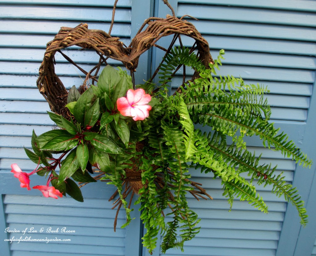 Planted Heart Basket https://lolajack-global.jp.net/salvaged-the-32-shutter-challenge-repurposing-shutters-in-the-garden/
