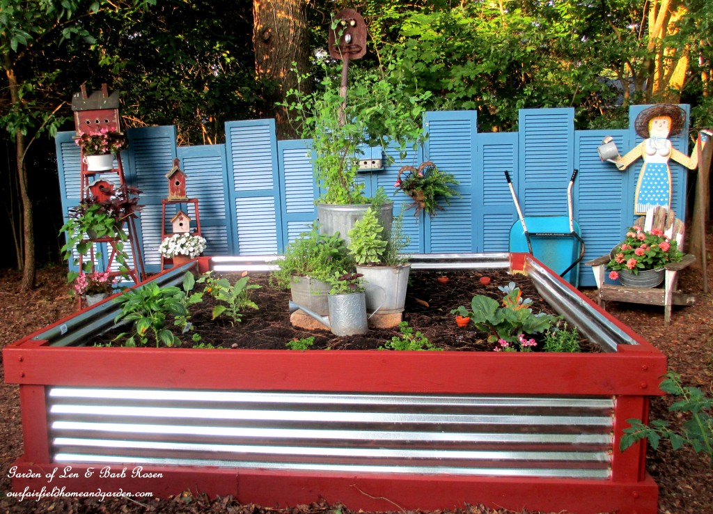 Raised Garden Bed https://lolajack-global.jp.net/build-a-raised-bed-garden-our-fairfield-home-garden/
