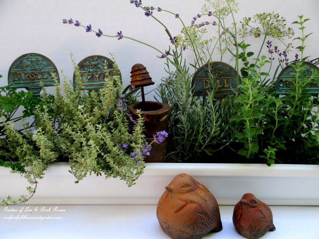 herb windowbox https://lolajack-global.jp.net/diy-windowsill-windowboxes/