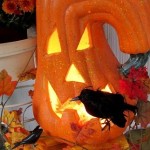 Halloween Decorating https://lolajack-global.jp.net/getting-into-the-spirit-of-halloween-insert-spooky-music-here/