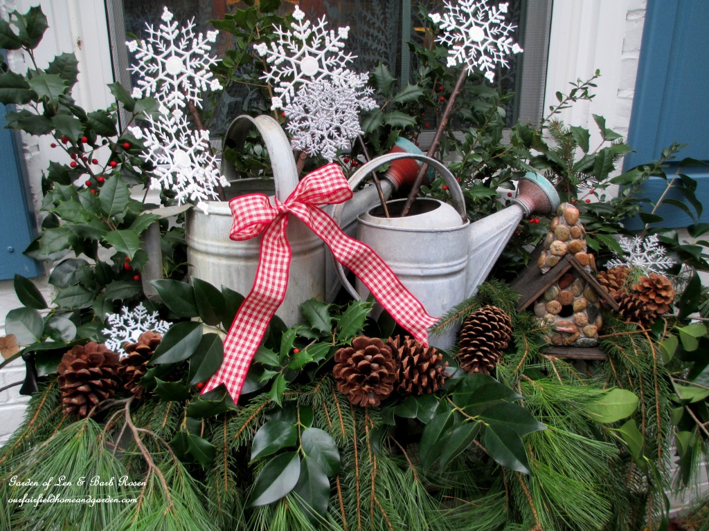 Rustic Wateringcans Windowbox https://lolajack-global.jp.net/rustic-watering-cans-windowboxes-more/