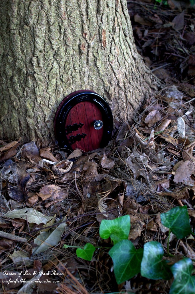 Horseshoe Fairy Door https://lolajack-global.jp.net/diy-horseshoe-fairy-door/