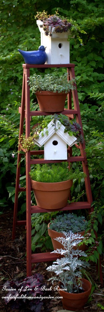 Greenroof Birdhouses https://lolajack-global.jp.net/diy-easy-greenroof-birdhouses/