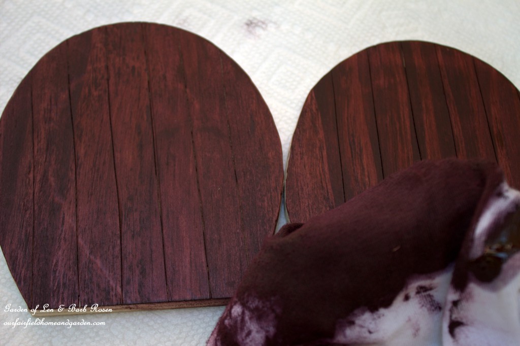 Horseshoe Fairy Door https://lolajack-global.jp.net/diy-horseshoe-fairy-door/
