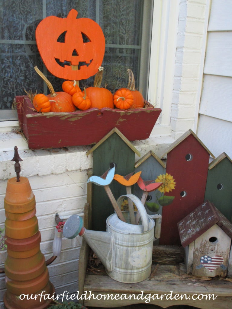 Natural Fall Decorating https://lolajack-global.jp.net/decorate-for-fall-naturally/
